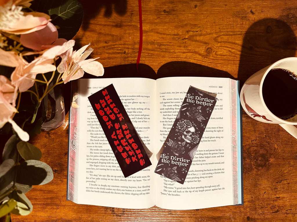 Thick thighs and smutty book vibes