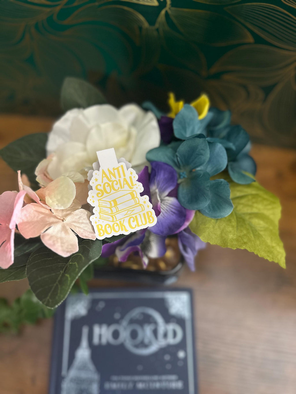 Anti-social magnetic bookmark