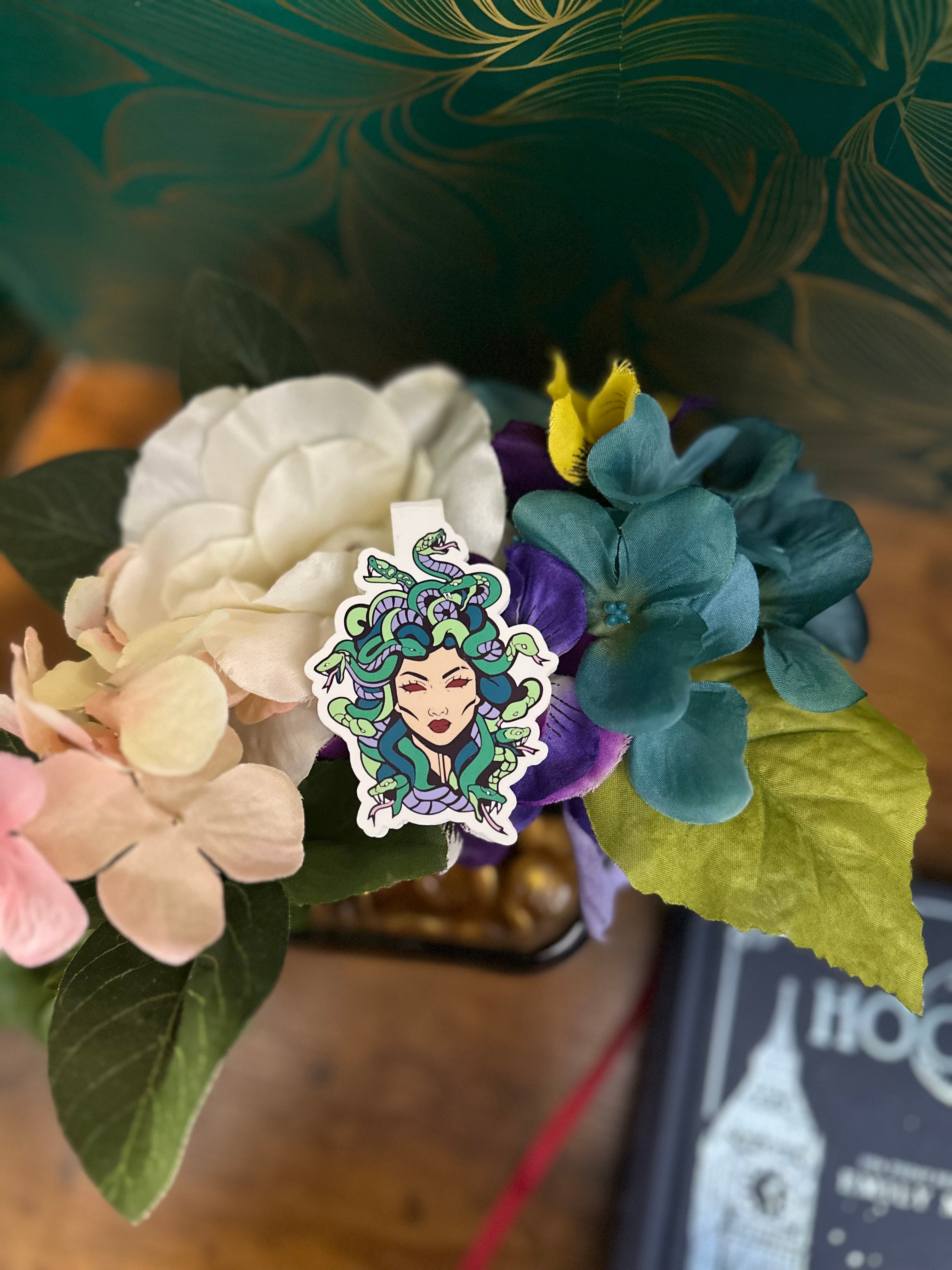 Medusa sticker Or bookmark
