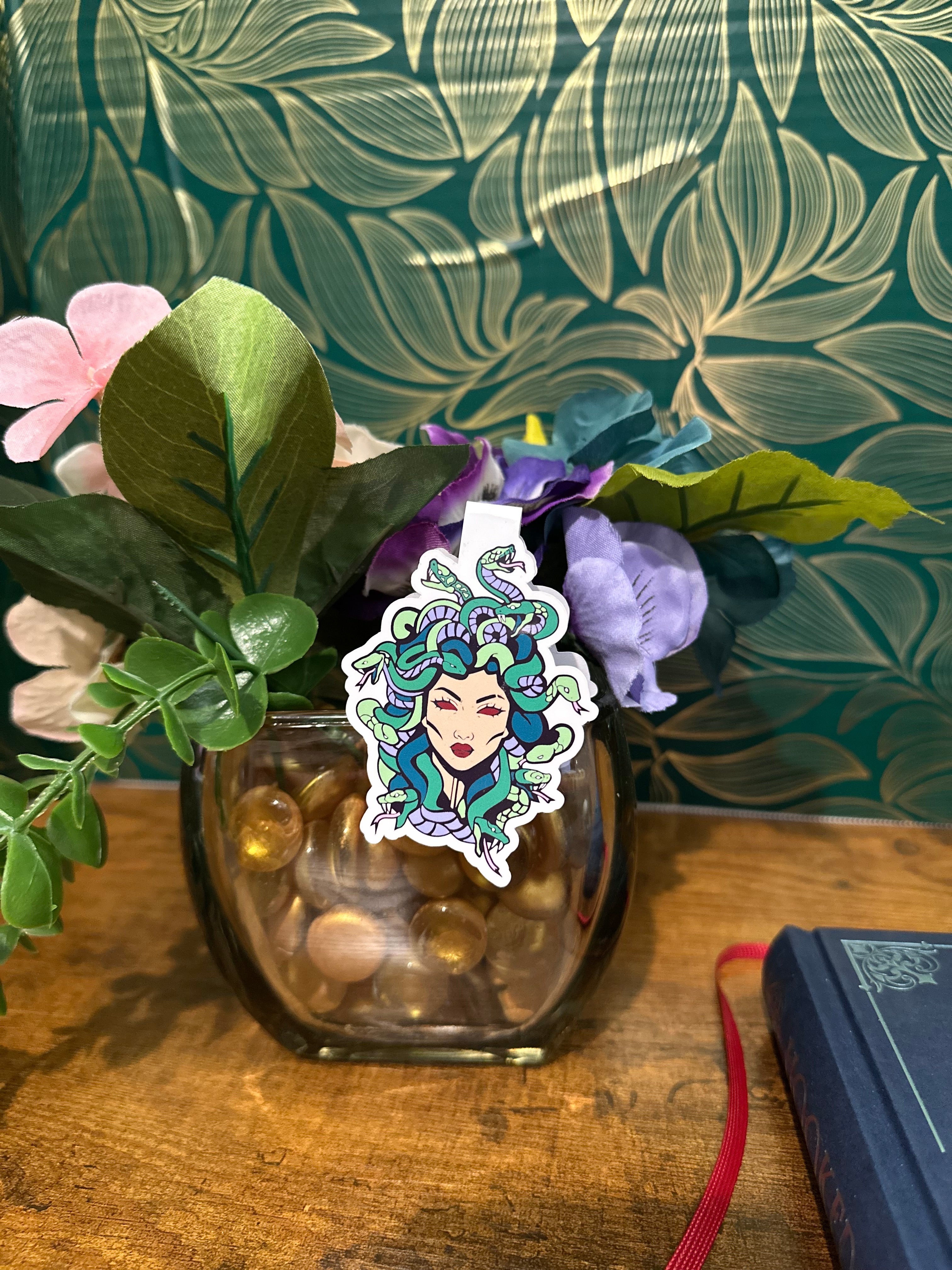 Medusa sticker Or bookmark