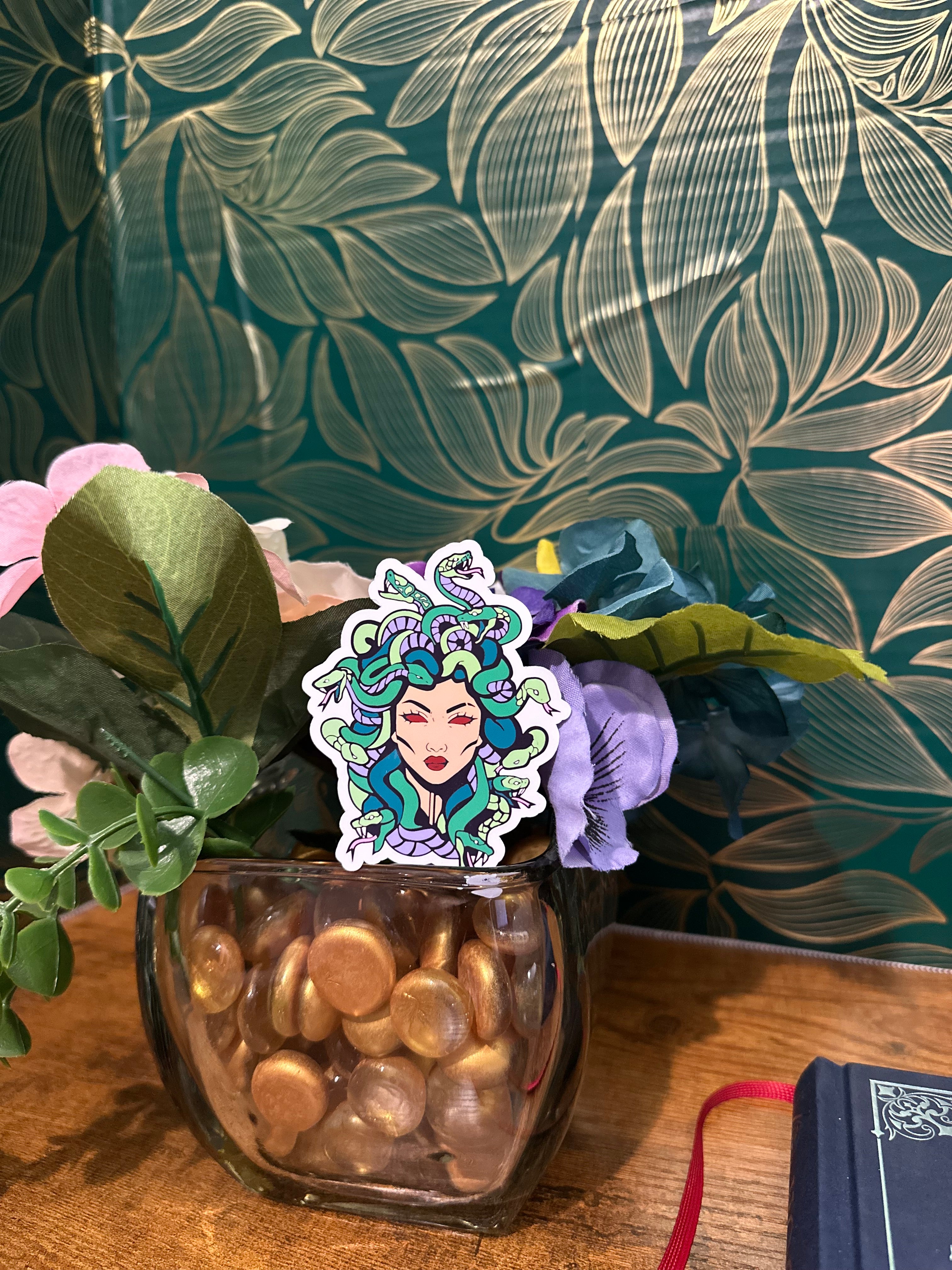 Medusa sticker Or bookmark