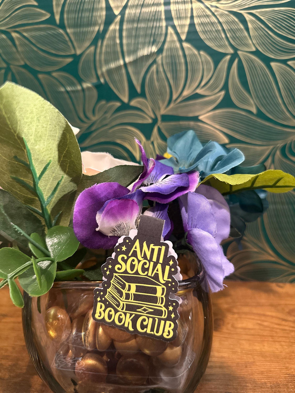 Anti-social magnetic bookmark